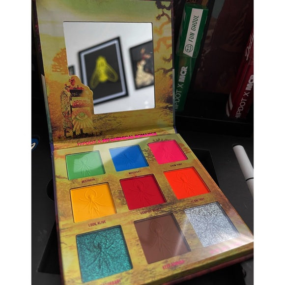 HIPDOT x My Chemical Romance | MCR Danger Day’s Collectors Box - Picture 10 of 10